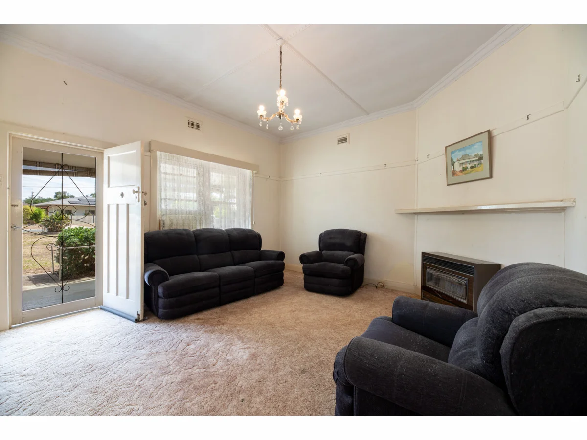 Additional image 4 of 422 Parnall Street, Lavington NSW 2641