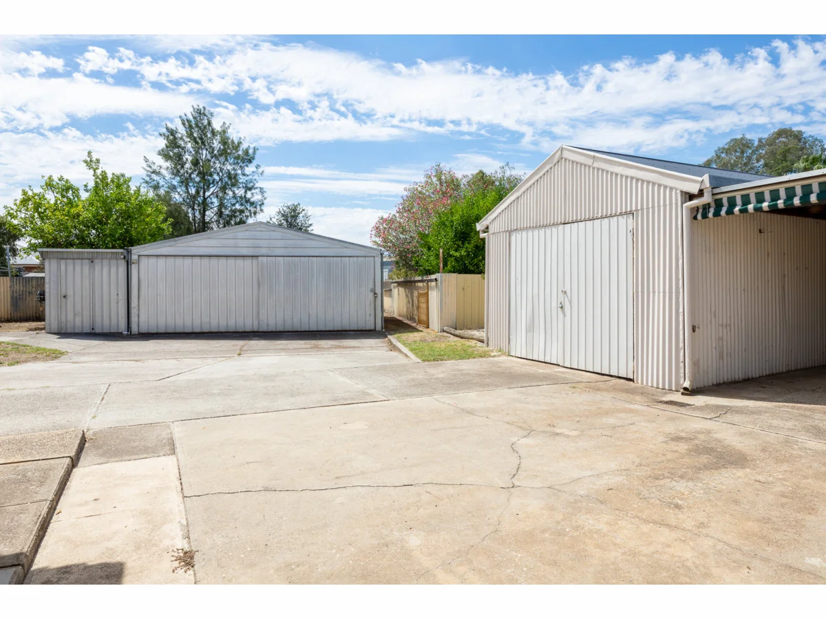 Additional image 11 of 422 Parnall Street, Lavington NSW 2641