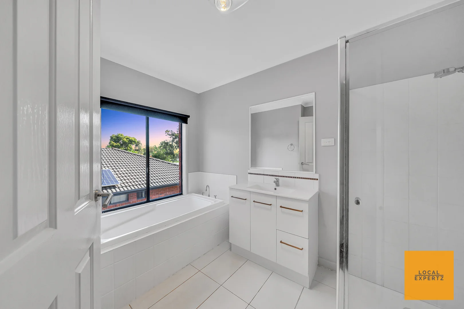 Additional image 12 of 1/74 Dundee Way, Sydenham VIC 3037