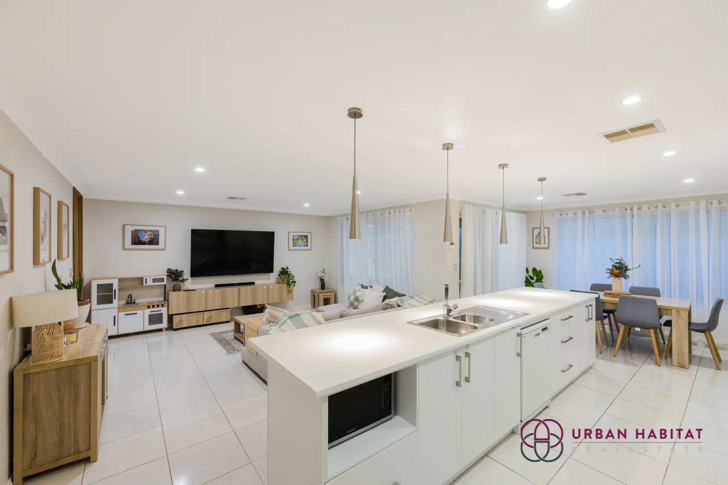 20 Ebrington Road, Wellard WA 6170 photo 3