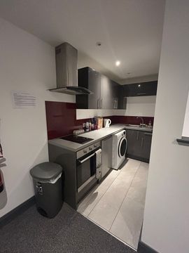 Eaton Crescent, Uplands, Swansea SA1