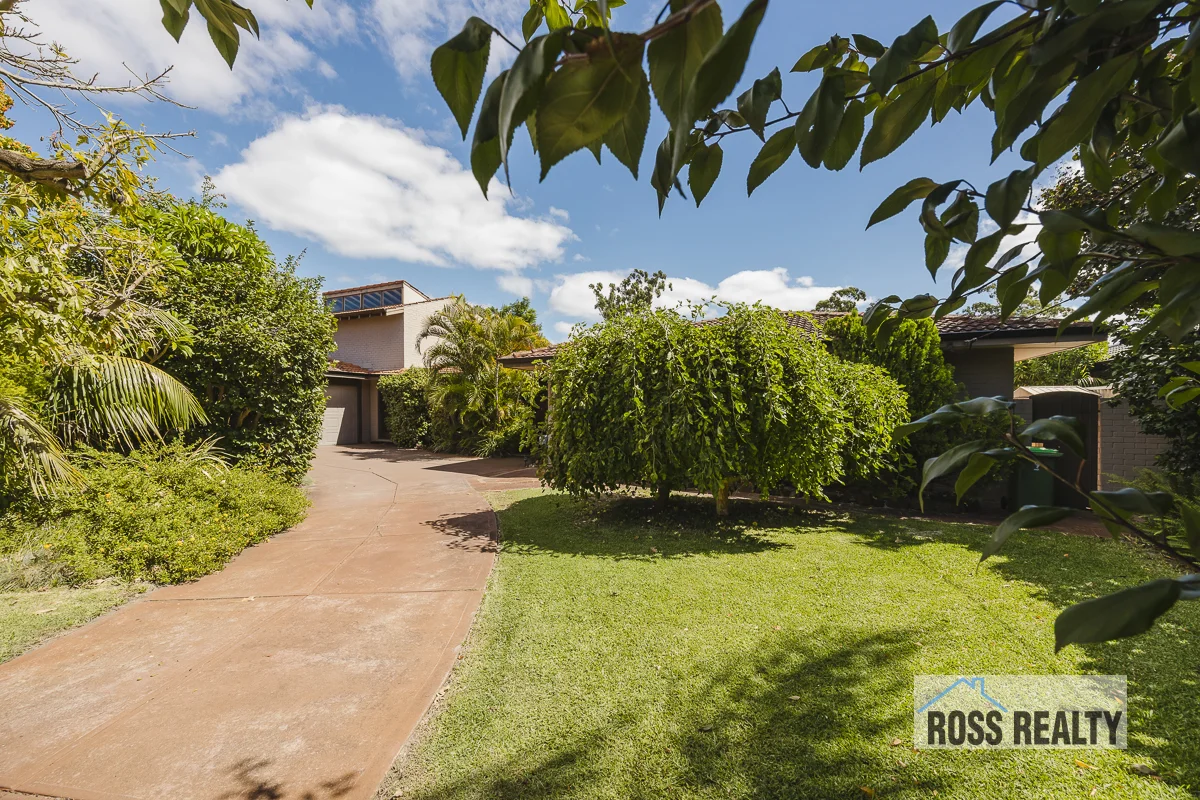 9 Esher Place, Morley WA 6062