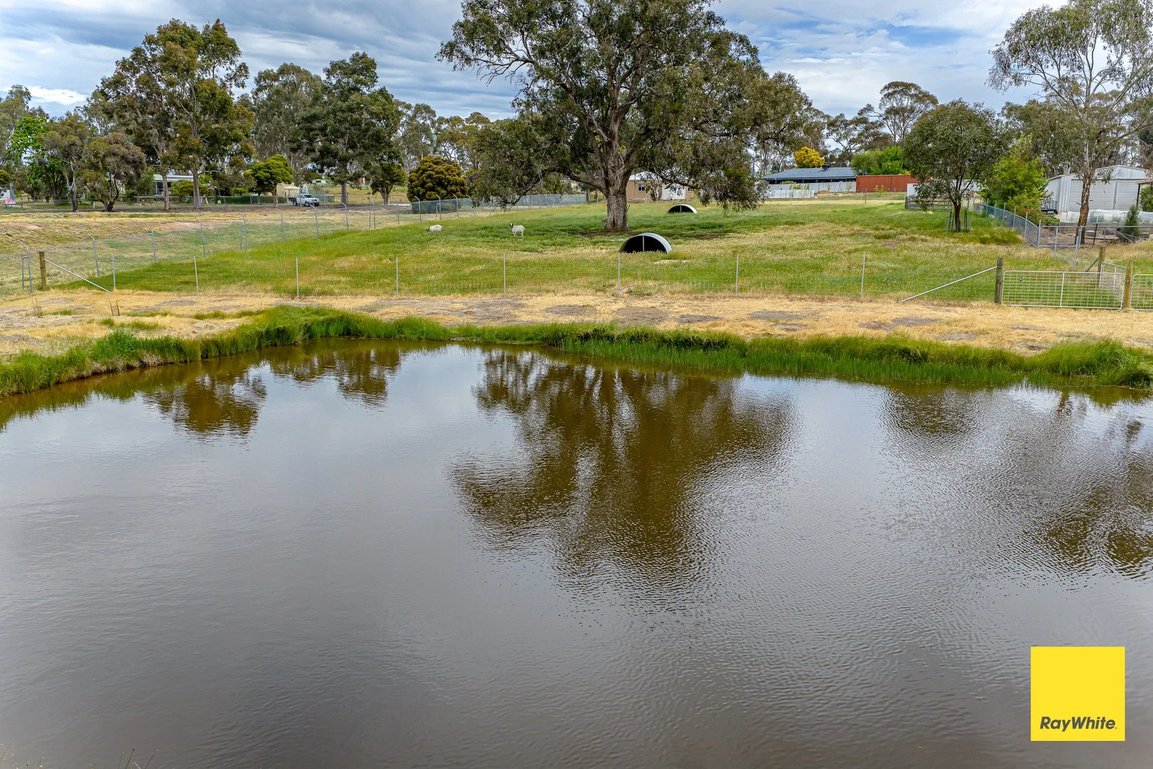 16 Burns Street, Axedale VIC 3551