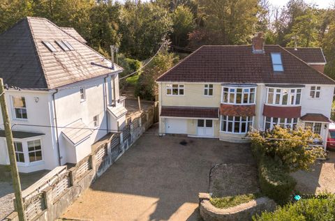 Portway, Bishopston, Swansea SA3