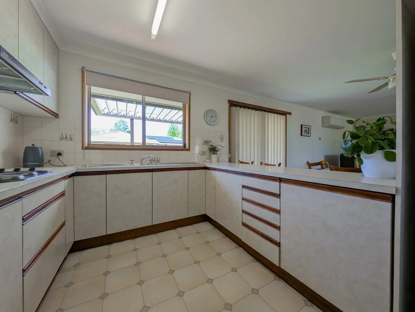 Additional image 10 of 1/61 Shadforth Street, Kerang VIC 3579