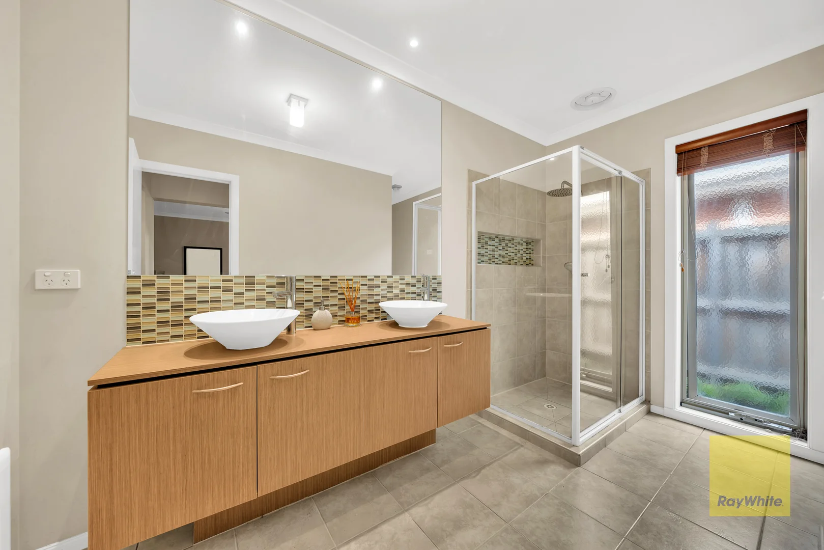 Additional image 5 of 3 Rosyth Court, Deer Park VIC 3023
