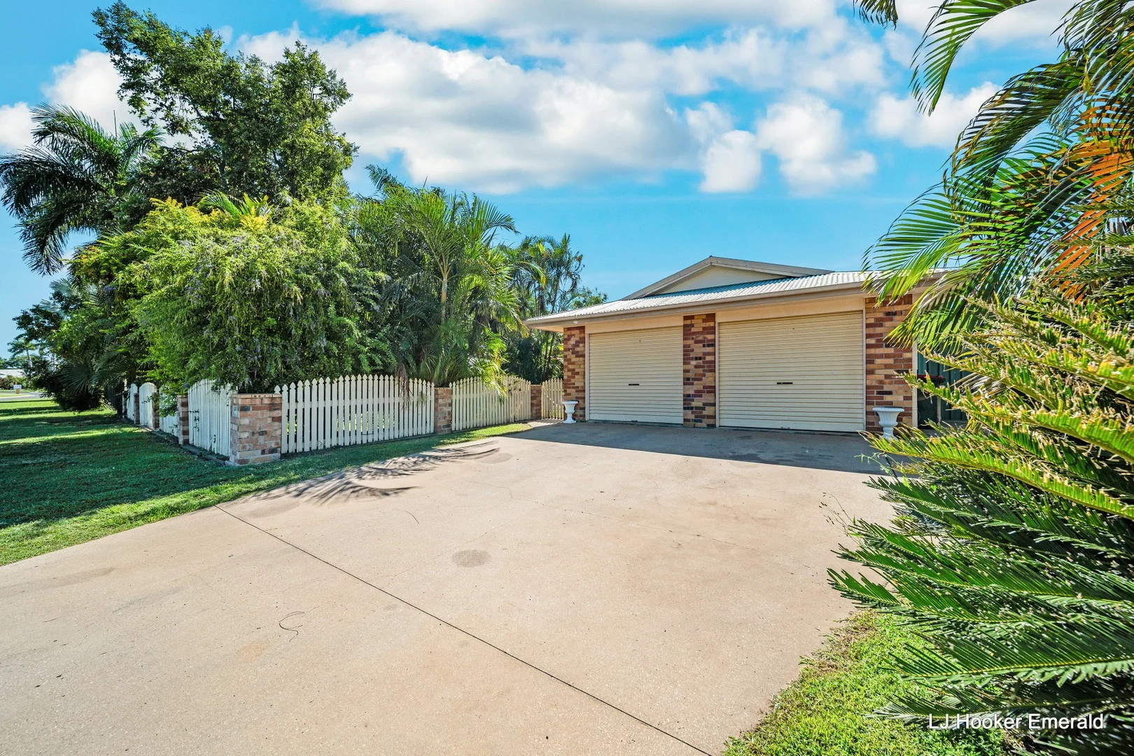 16 Kidd Street, Emerald QLD 4720