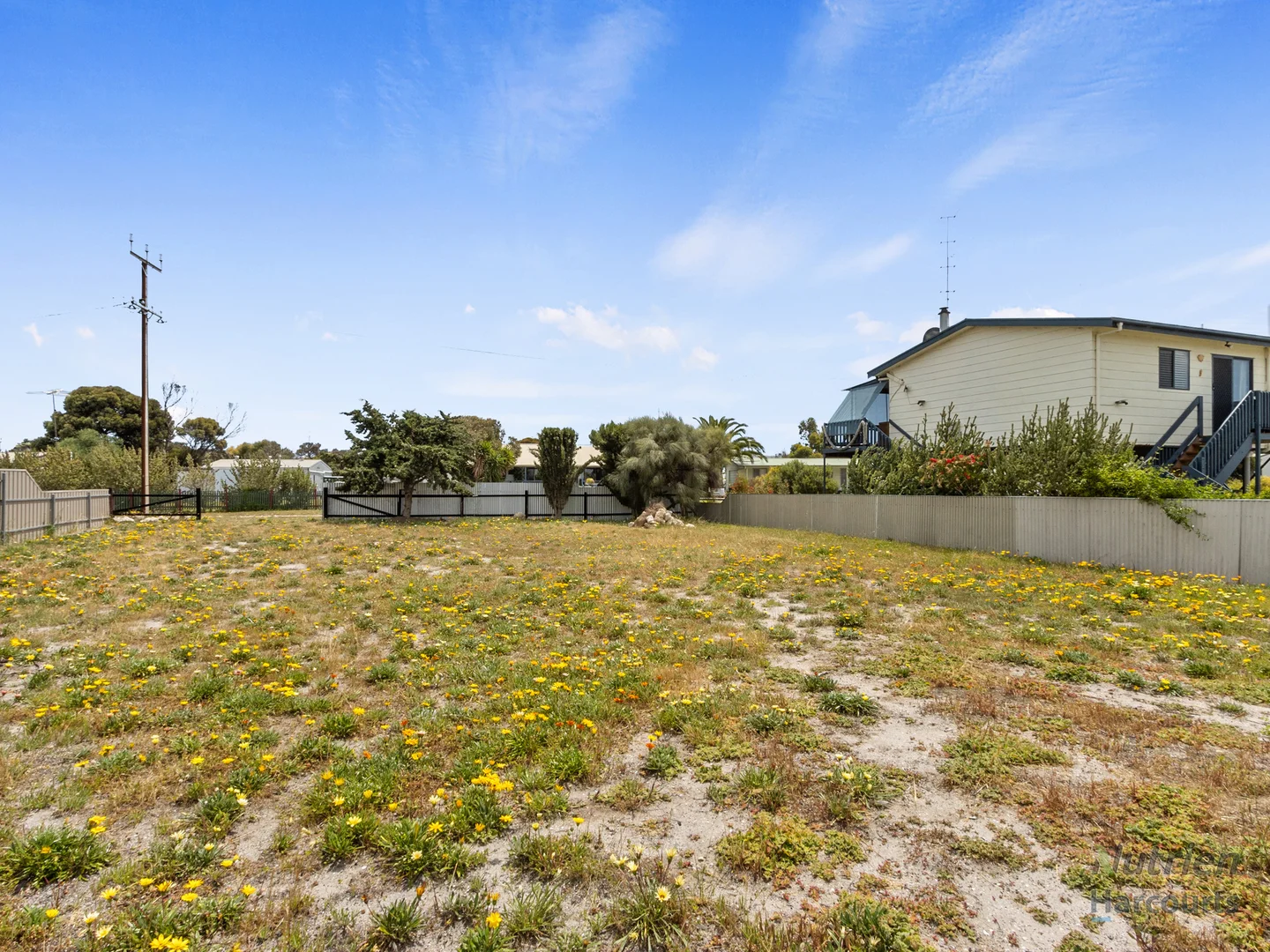 Additional image 2 of 14 Scarlet Runner Road, The Pines SA 5577