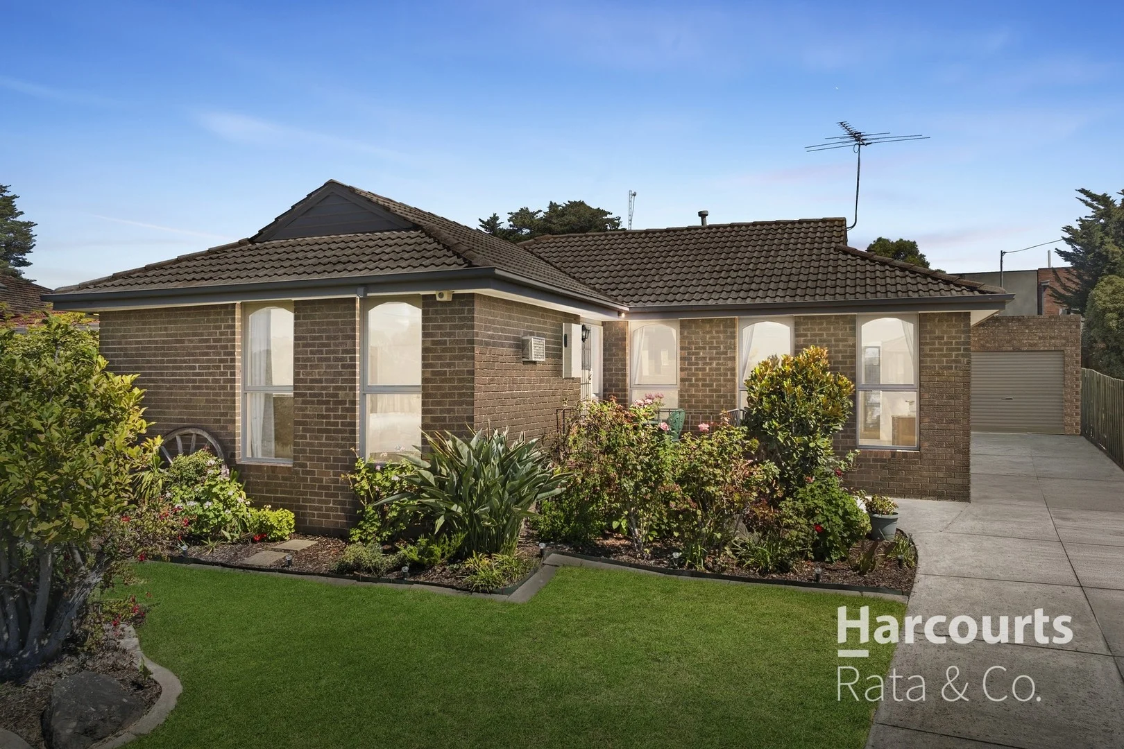 19 Virginia Crescent, Bundoora VIC 3083
