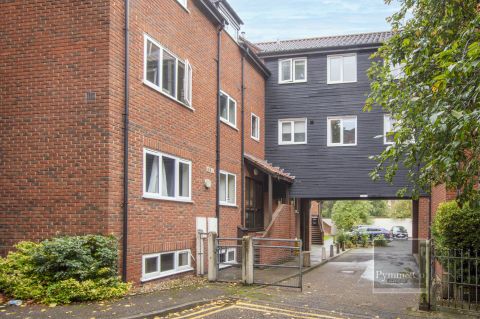 Stuart Gardens, Norwich NR1