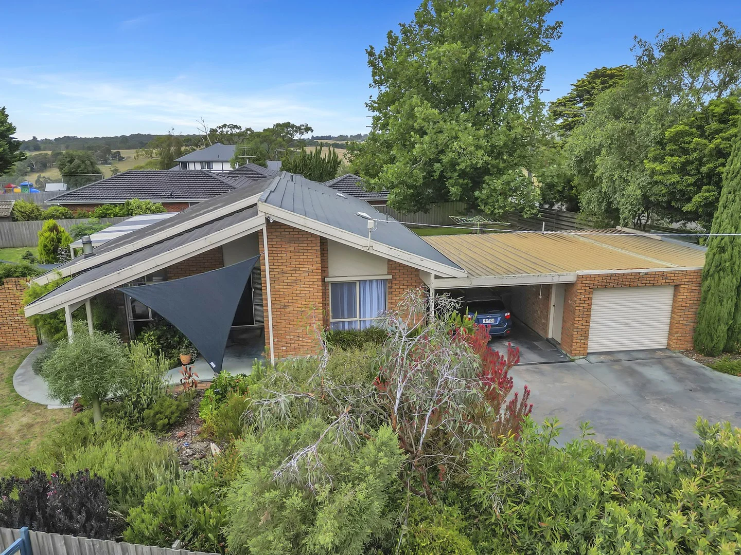 93 Coalville Road, Moe VIC 3825
