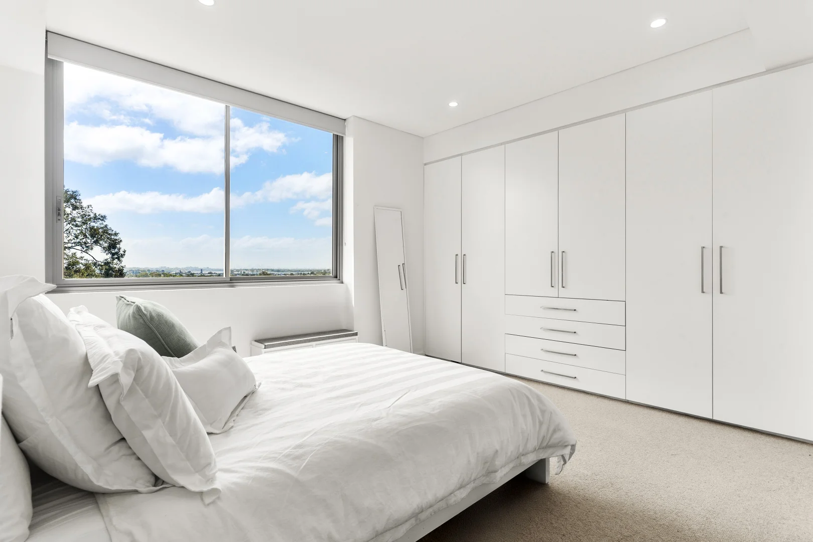 Additional image 5 of 301/40 Kiora Road, Miranda NSW 2228