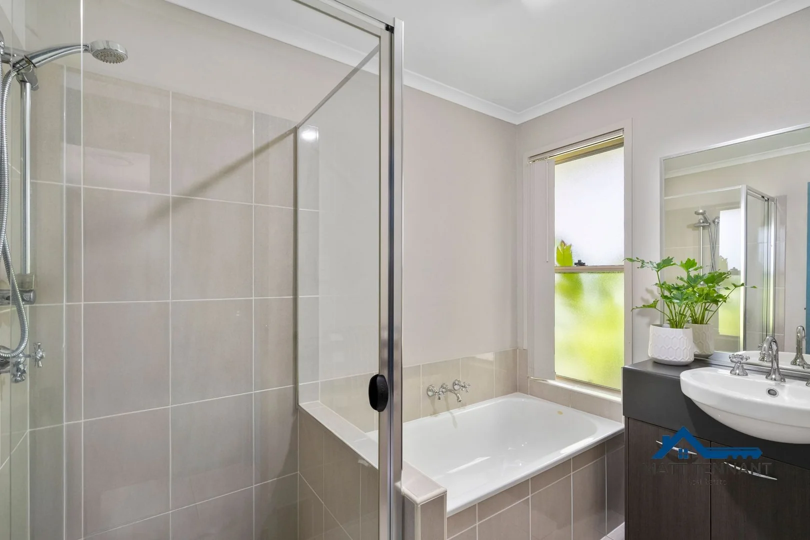 Additional image 11 of 14 Valencia Springs Drive, Redland Bay QLD 4165