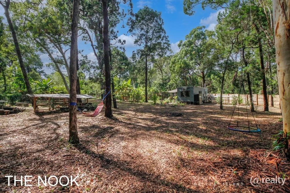 Additional image 28 of 9-17 Cabriolet Crescent, Macleay Island QLD 4184