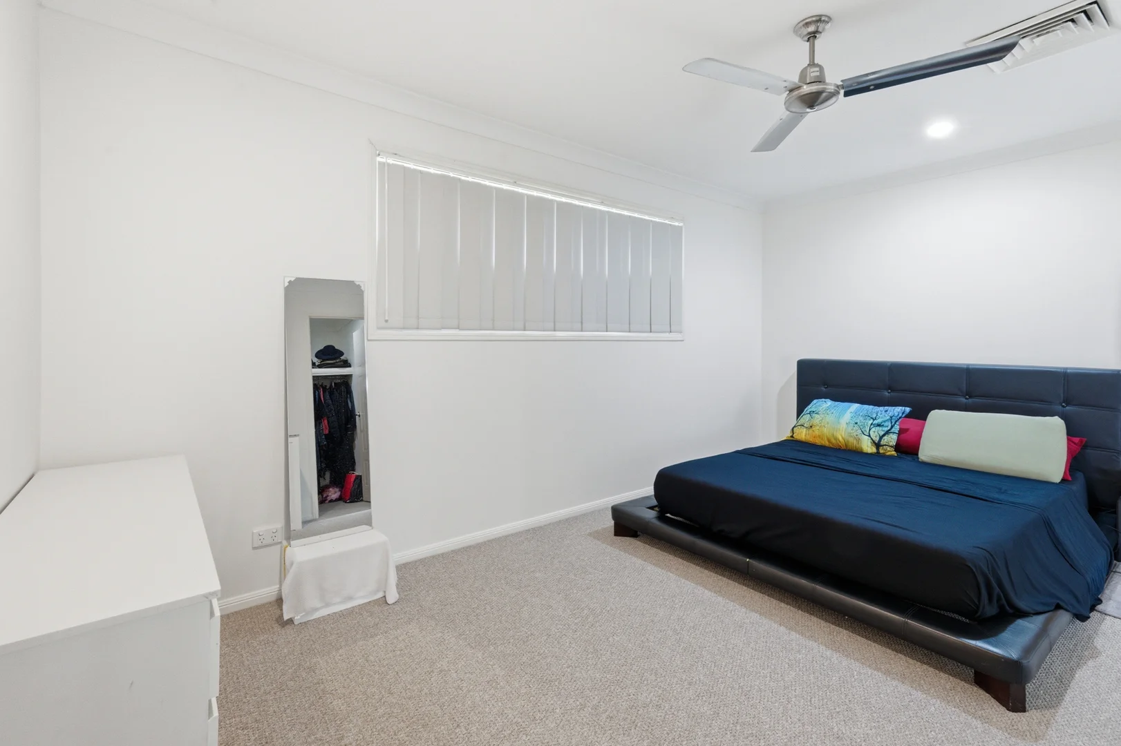 Additional image 10 of 26a Newport Parade, Blacks Beach QLD 4740
