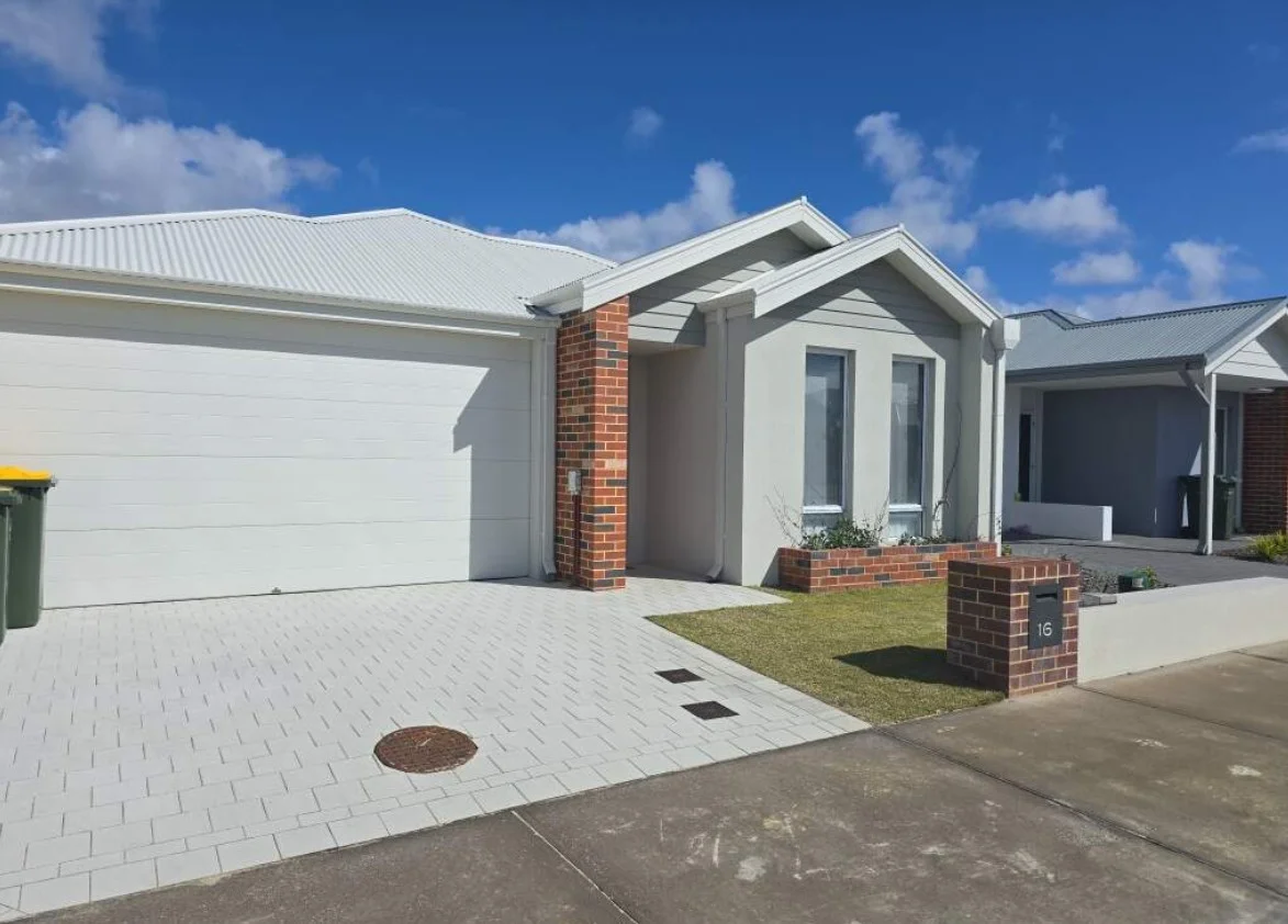 16 Cussington Way, Ellenbrook WA 6069