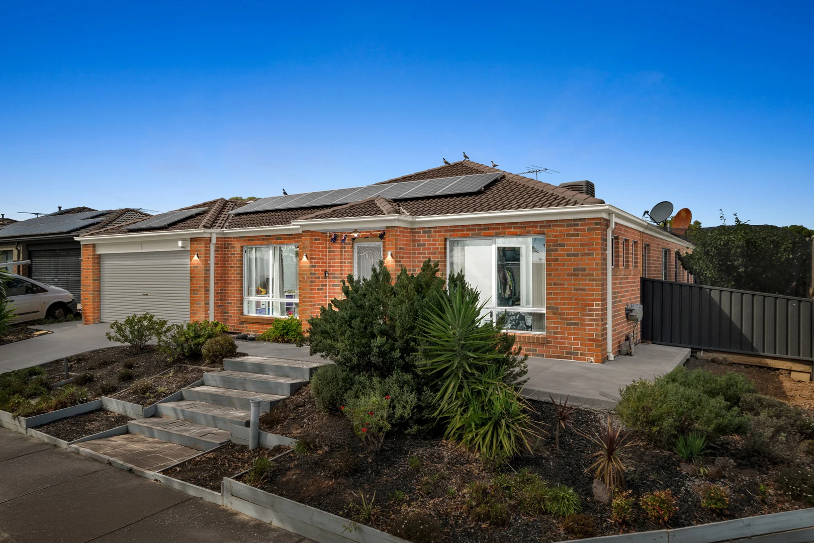 107 Manor Lakes Boulevard, Manor Lakes VIC 3024 photo 4