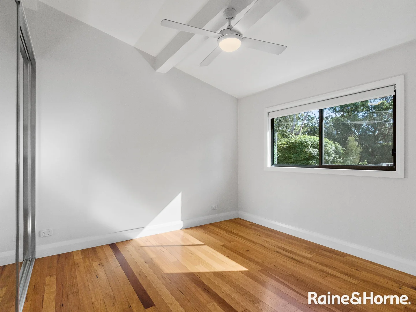 Additional image 12 of 21 Oak Avenue, Lake Tabourie NSW 2539