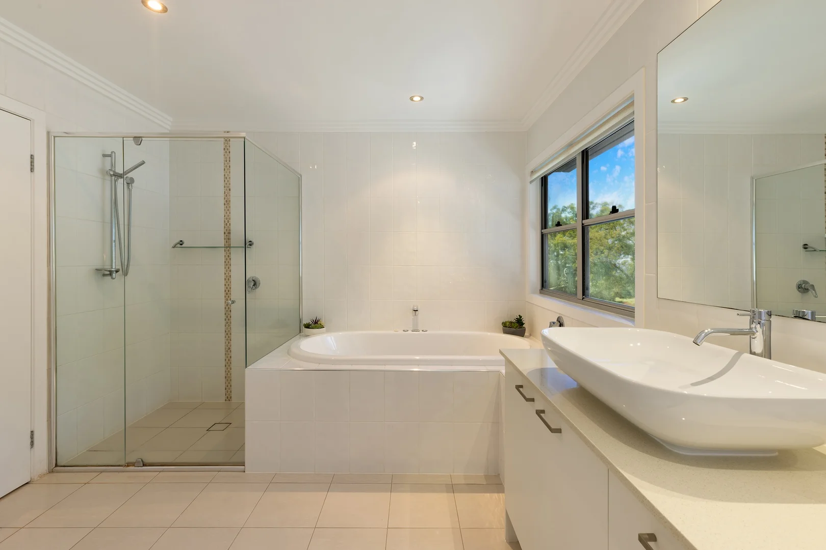 Additional image 20 of 14 View Street, Burleigh Heads QLD 4220