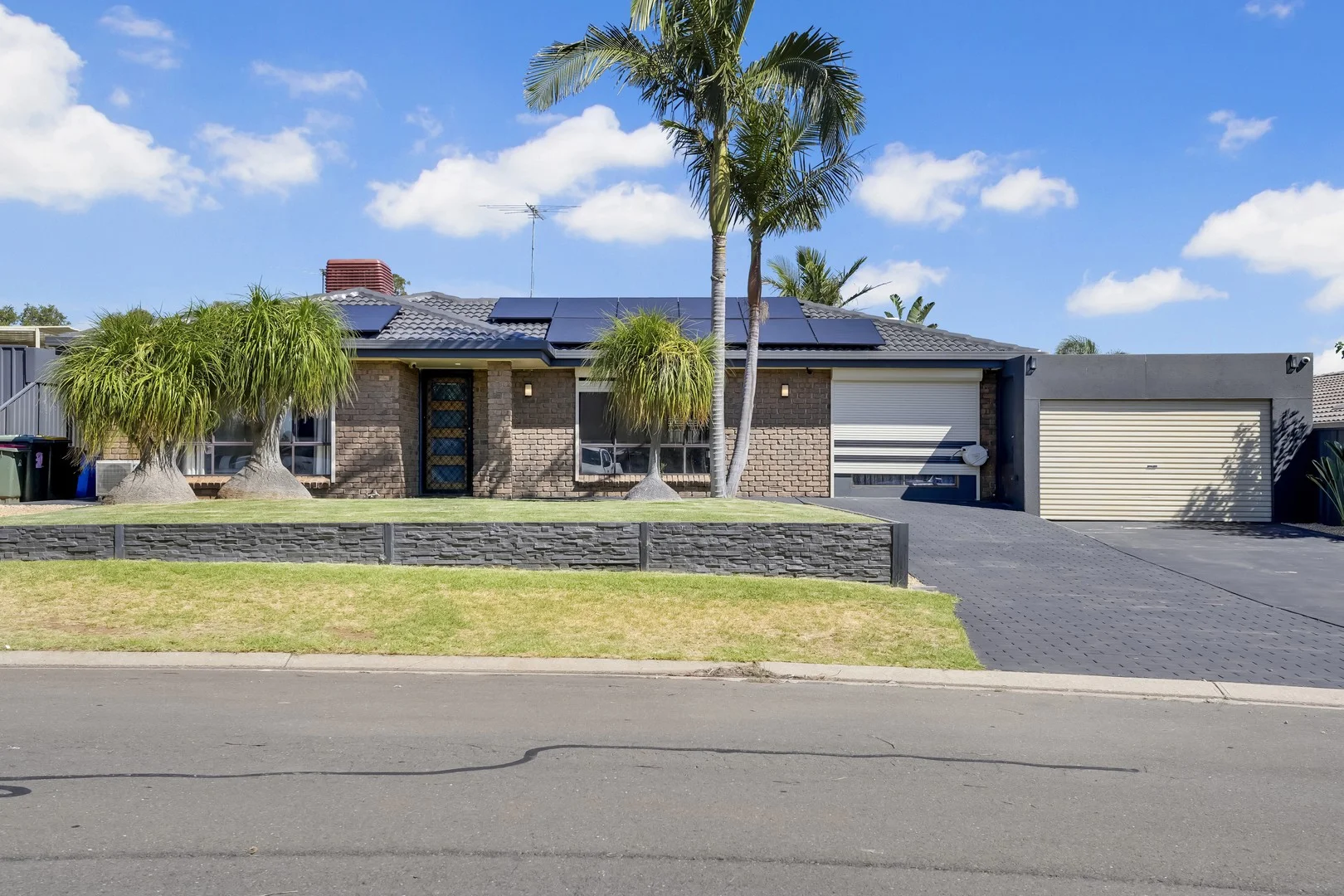18 Olinda Street, Craigmore SA 5114