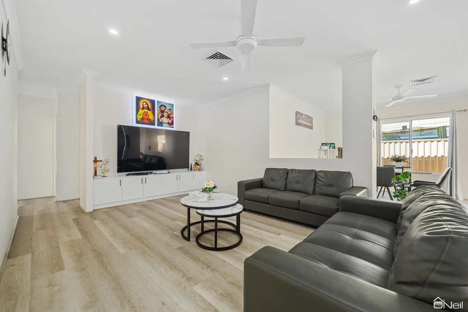 35A Winchester Road, Armadale WA 6112