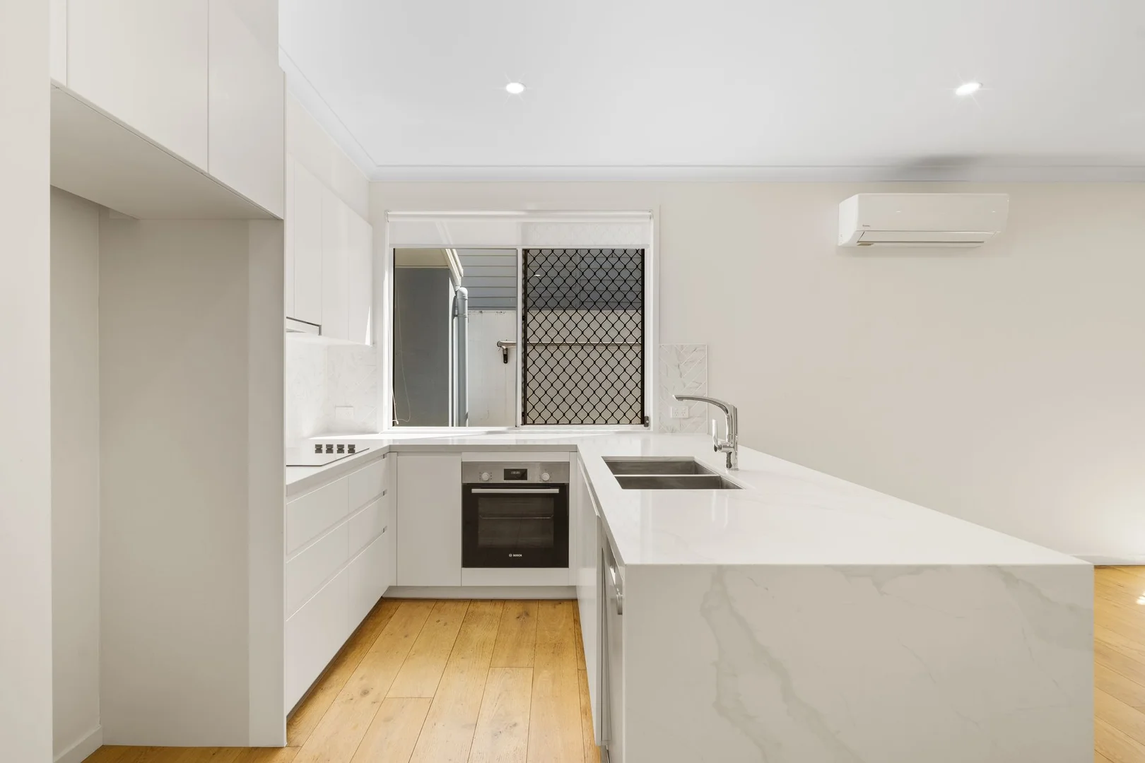 Additional image 4 of 2/22 Moore Street, Morningside QLD 4170