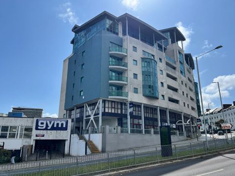 Flat 36 24 The Crescent, Plymouth, Devon PL1