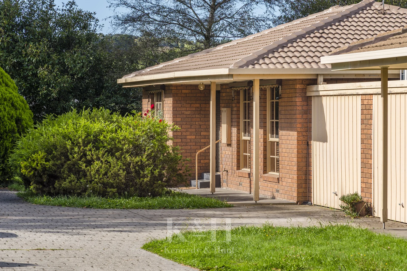 2/18 Fisher Street, Gisborne VIC 3437