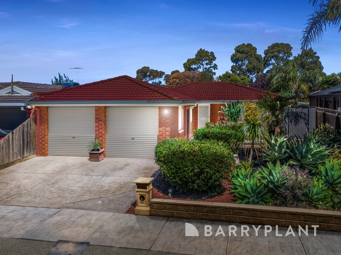 17 Penzance Place, Sydenham VIC 3037