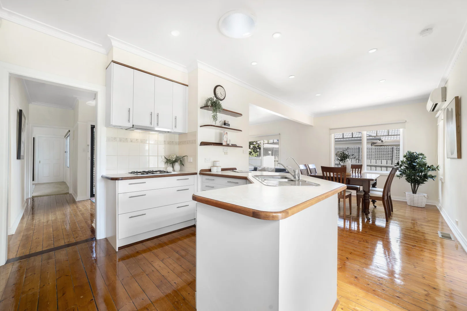 Additional image 4 of 153 Oak Street, Beaumaris VIC 3193
