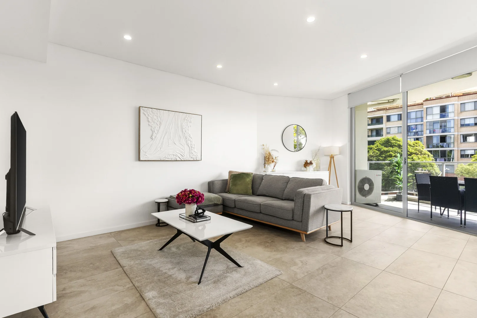Additional image 3 of 301/40 Kiora Road, Miranda NSW 2228