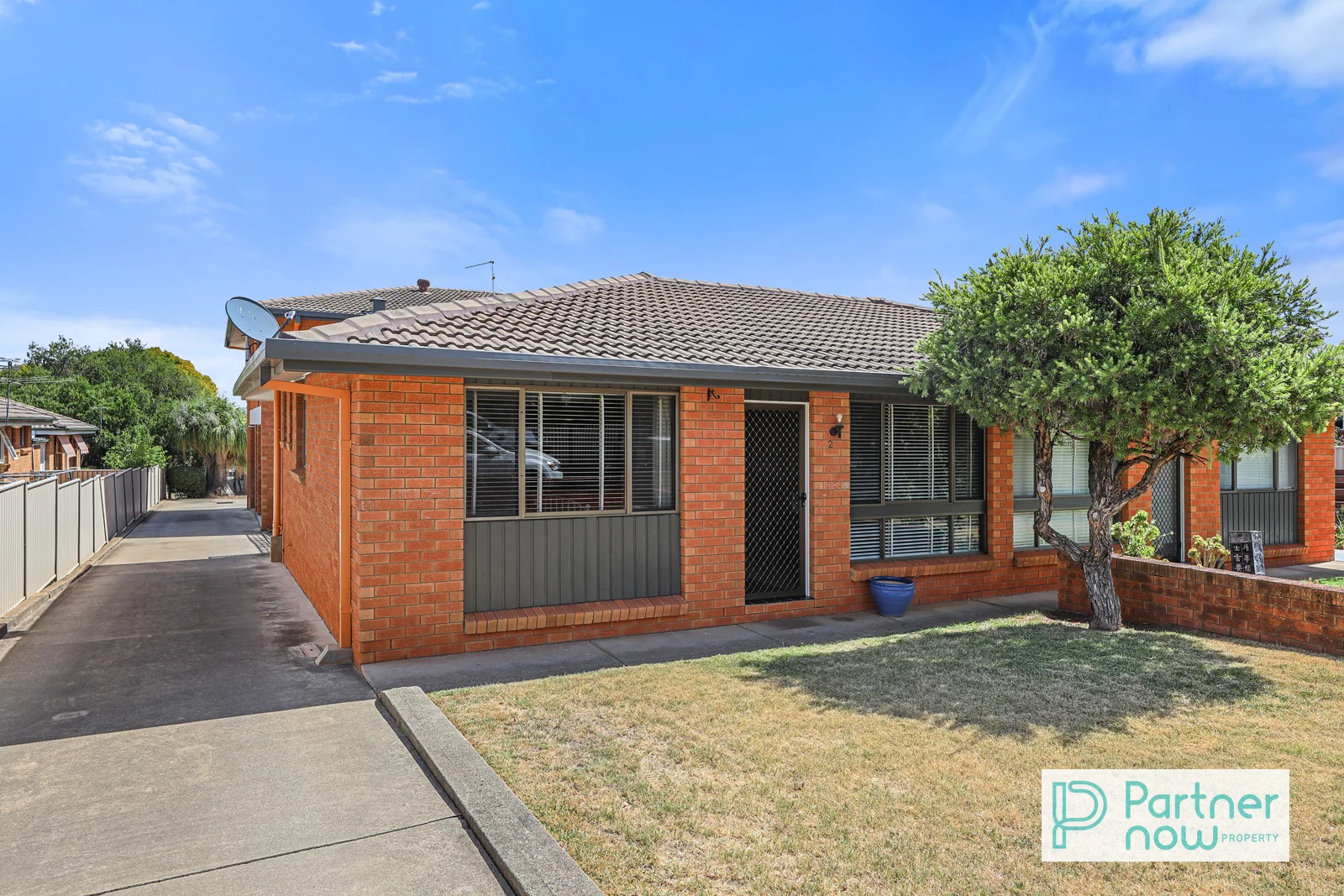 2/49 Rawson Avenue, Tamworth NSW 2340