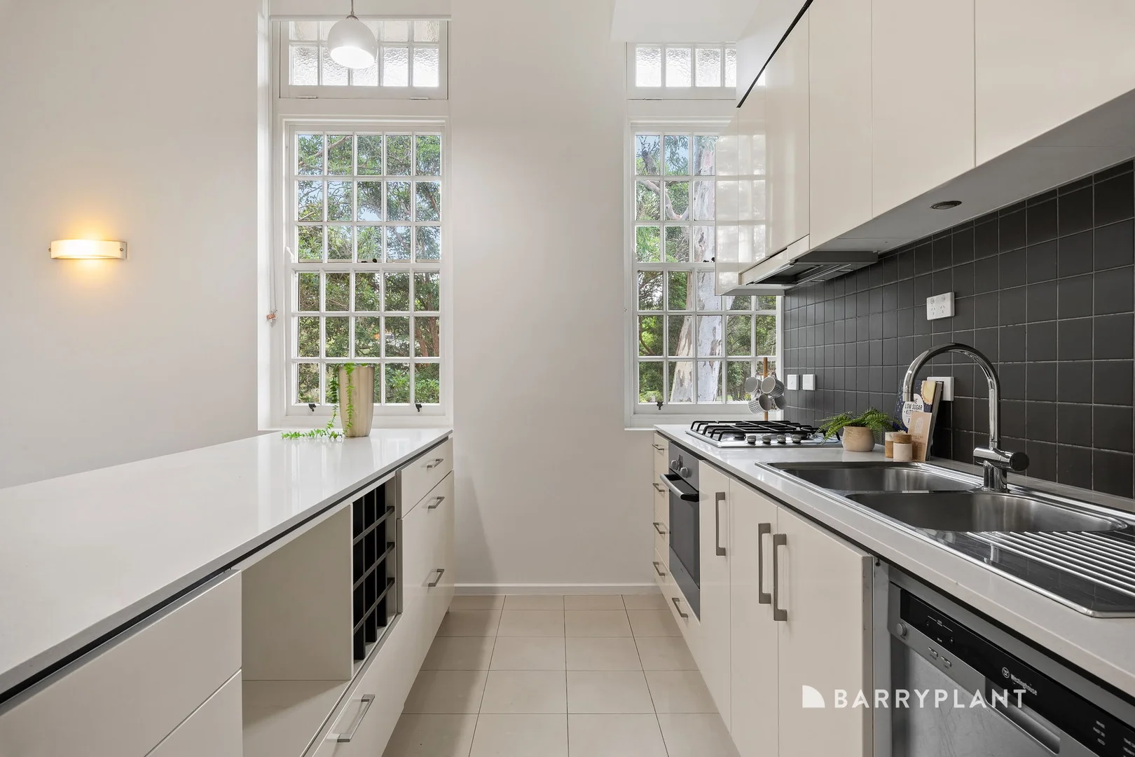 16/125 Main Drive, Macleod VIC 3085 photo 4