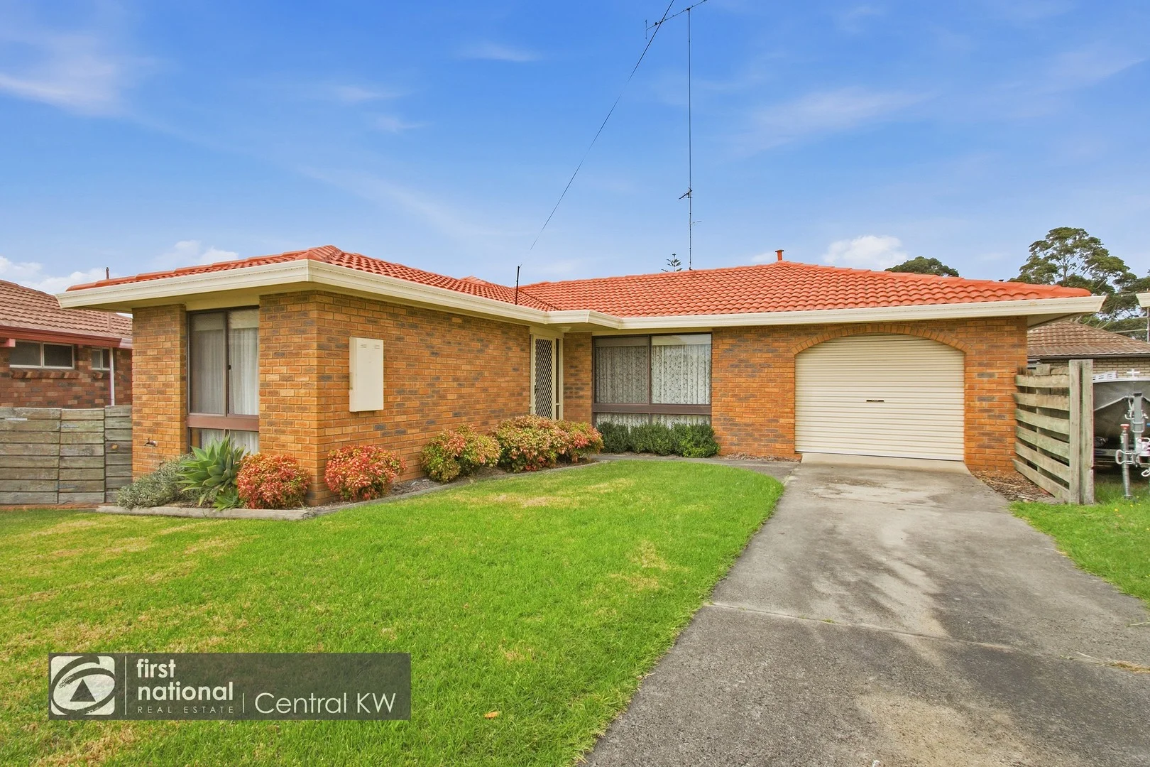 Unit 1/12 Wicks Crescent, Morwell VIC 3840