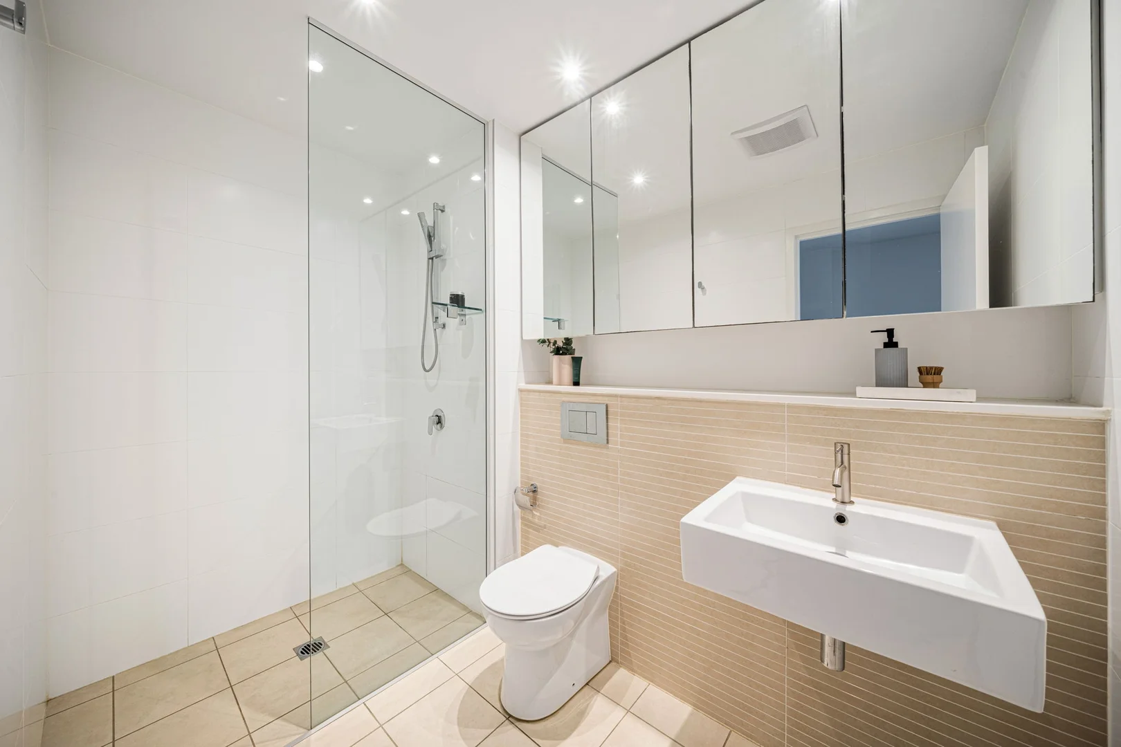 Additional image 8 of 305/25 Hill Road, Wentworth Point NSW 2127