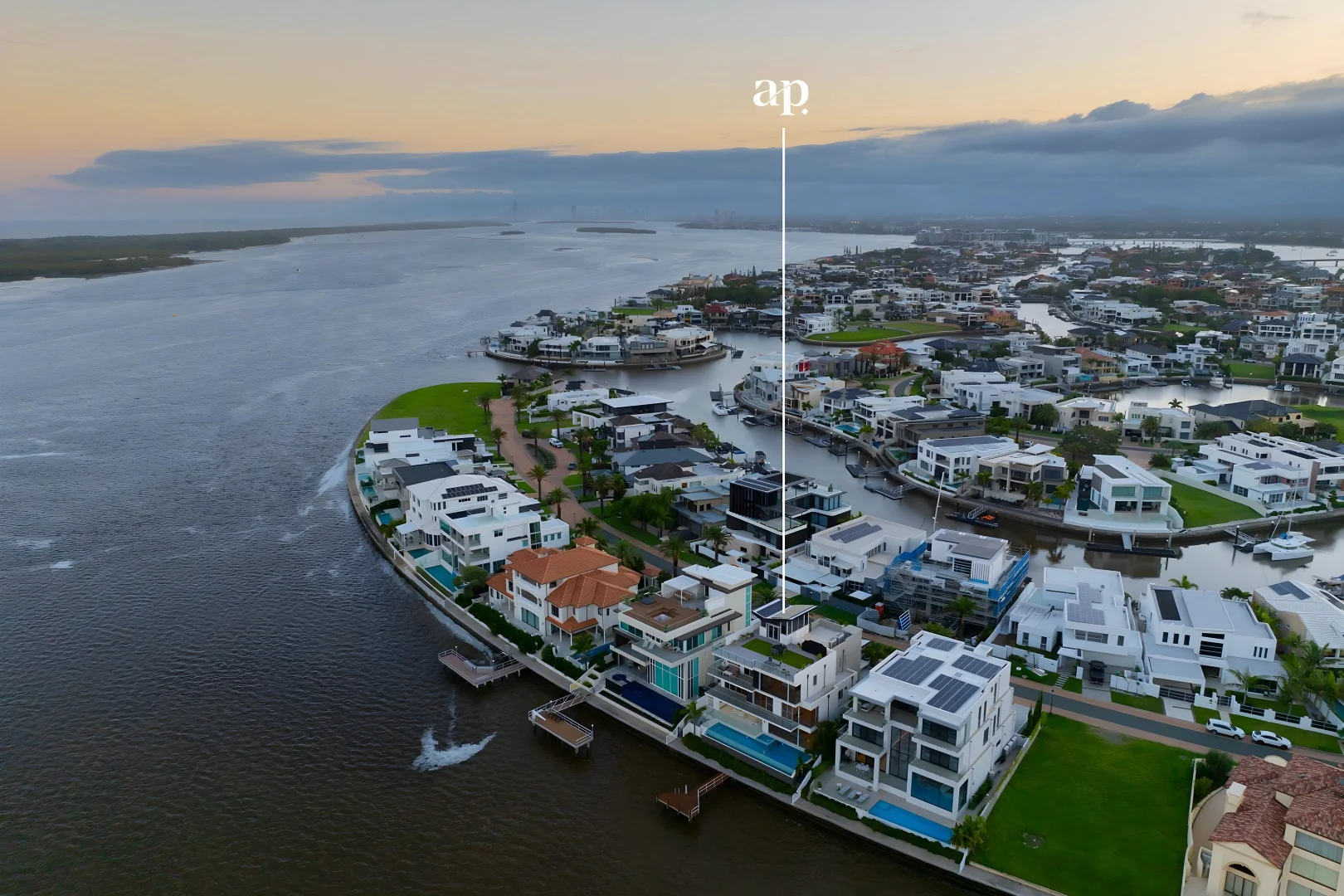 Additional image 32 of 46 Knightsbridge Parade, Sovereign Islands QLD 4216