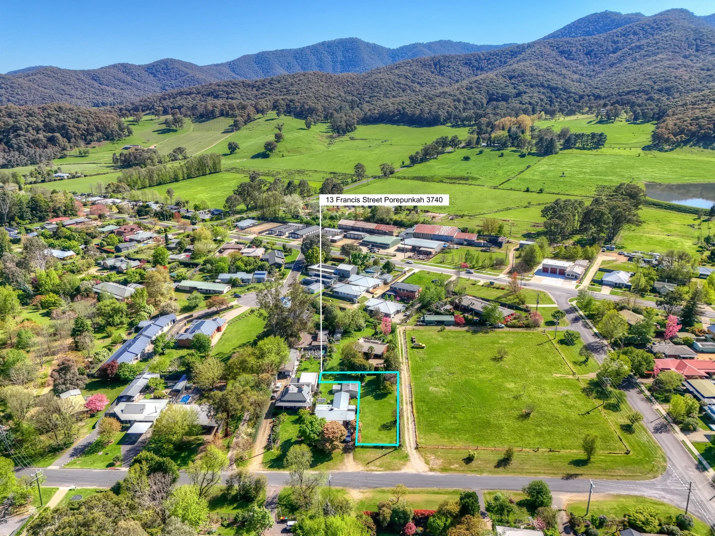 Additional image 2 of 1/13 Francis Street, Porepunkah VIC 3740
