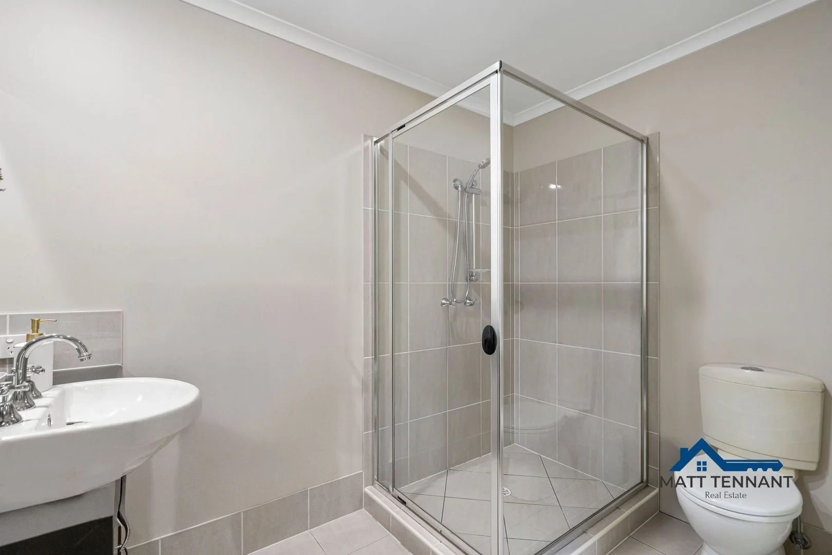 Additional image 4 of 14 Valencia Springs Drive, Redland Bay QLD 4165