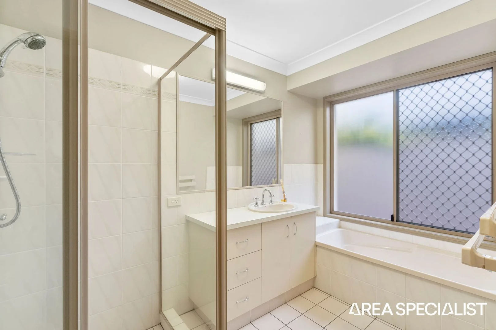 Additional image 8 of 47 Anchorage Way, Runaway Bay QLD 4216