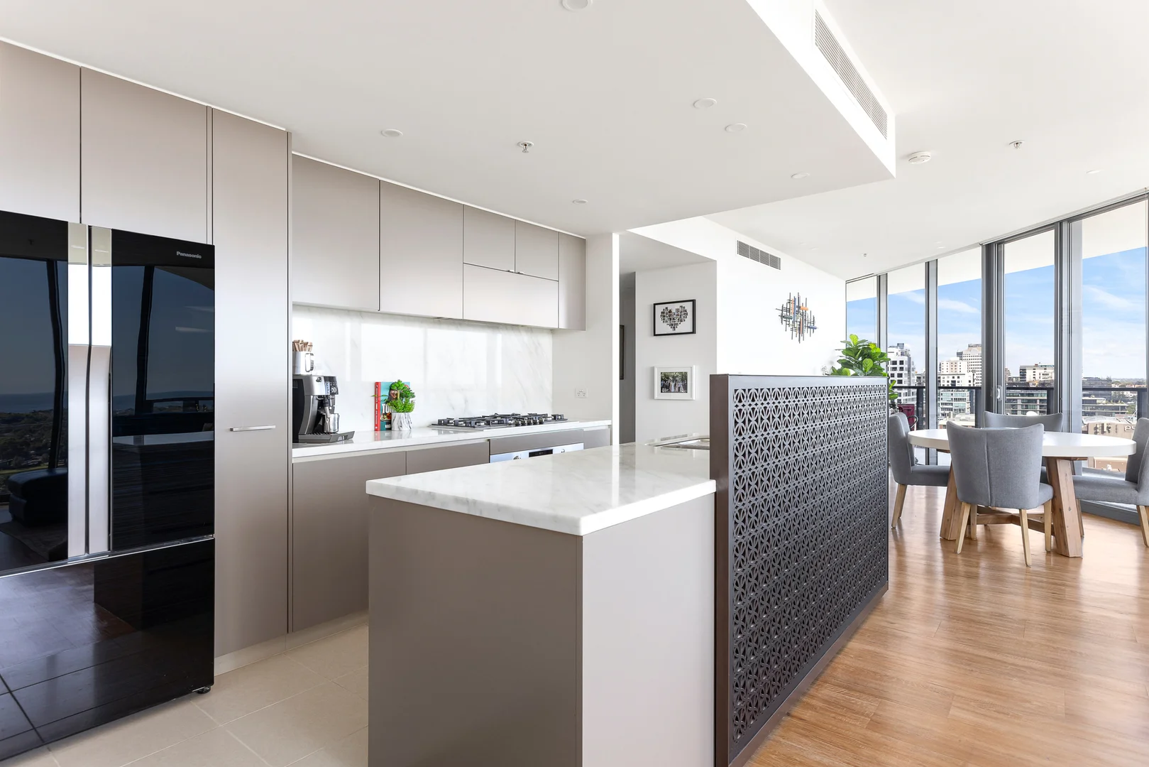 Additional image 9 of 1301/55 Queens Road, Melbourne VIC 3004
