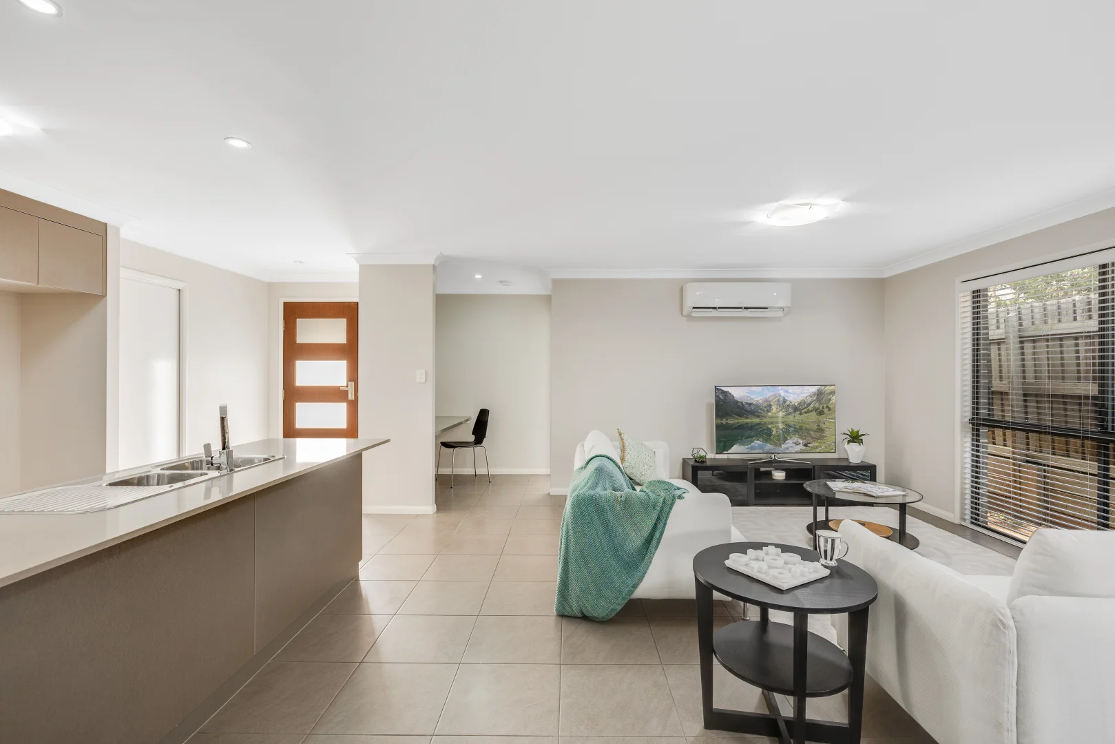 Additional image 3 of 4/7 Cardamon Crescent, Glenvale QLD 4350