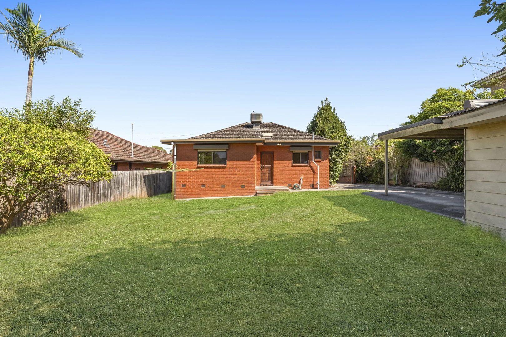 Additional image 19 of 561 Warrigal Road, Ashwood VIC 3147