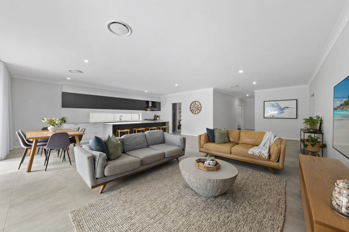 Additional image 4 of 2 Clifford Close, Ashtonfield NSW 2323