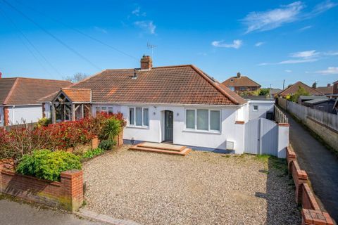 Furze Road, Thorpe St. Andrew, Norwich NR7