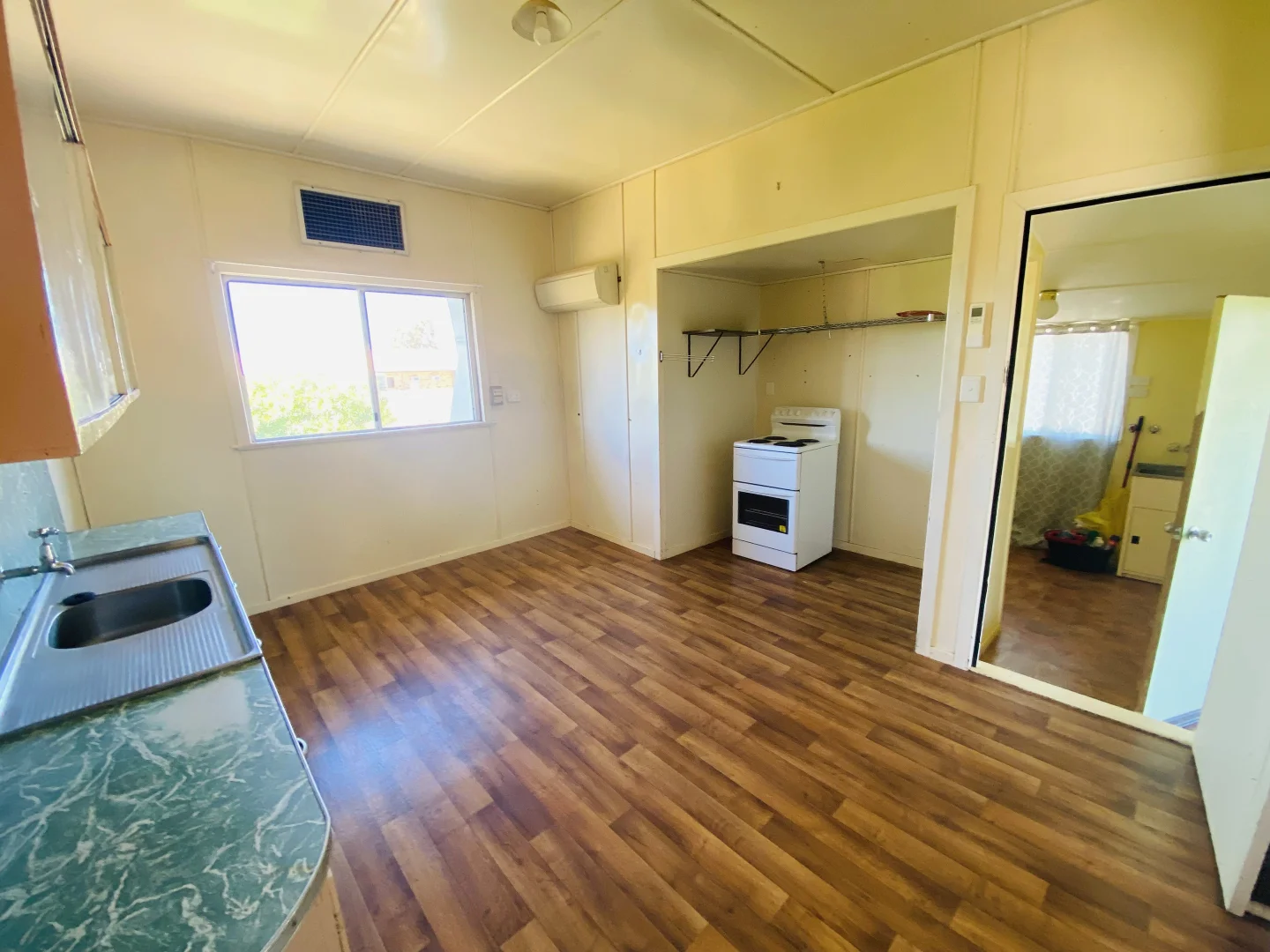 Additional image 3 of 20 Elderslie Street, Winton QLD 4735