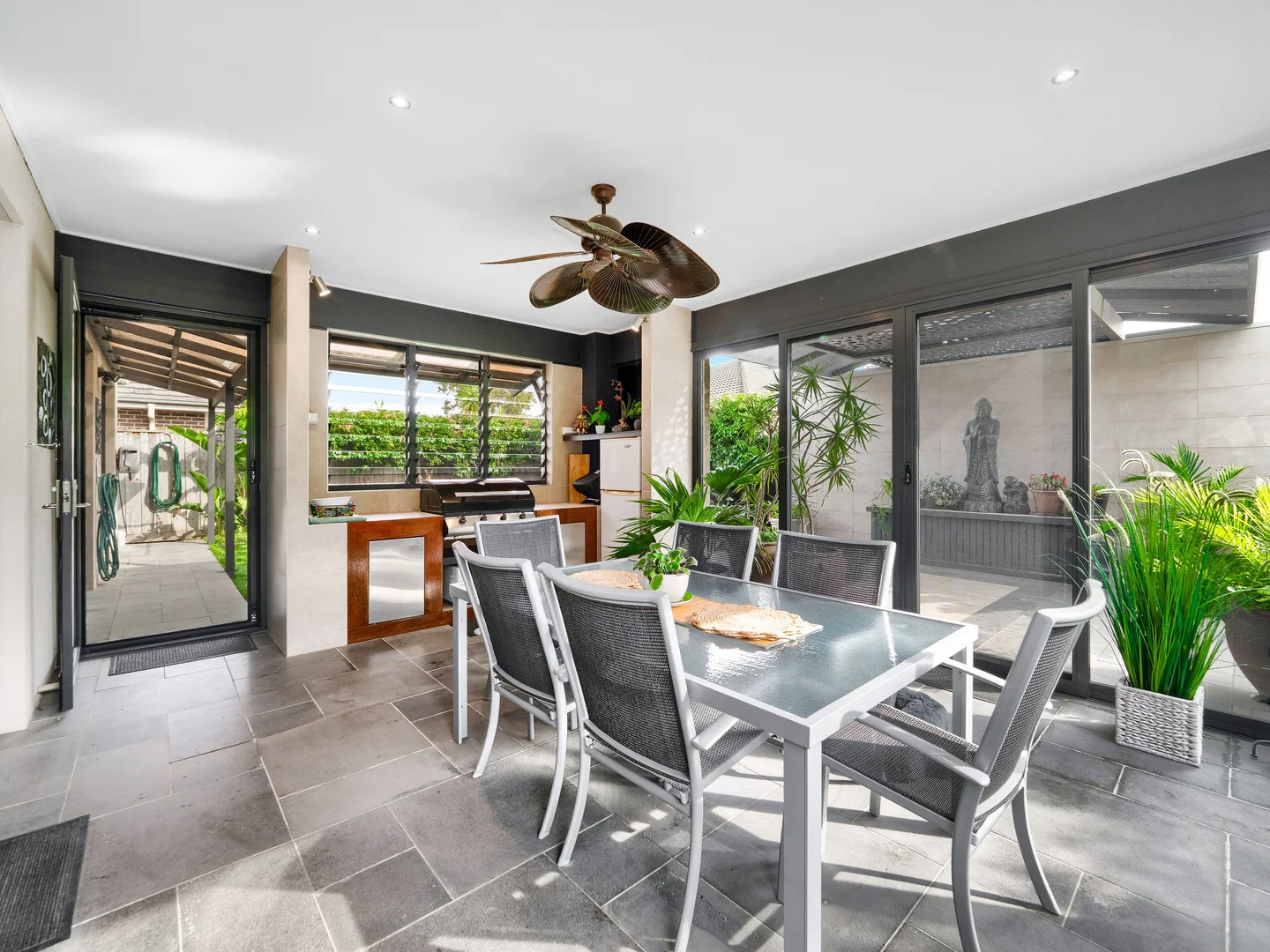 Additional image 20 of 4 Mountainview Boulevard, Cranbourne North VIC 3977