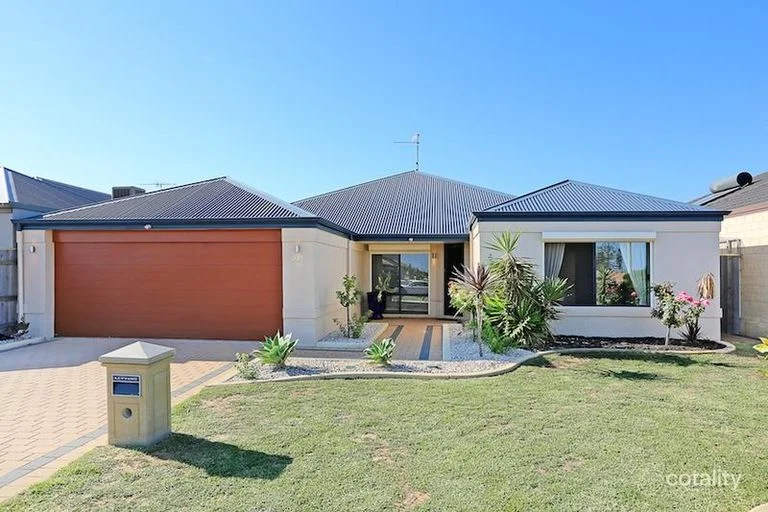 235 Peelwood Parade, Halls Head WA 6210