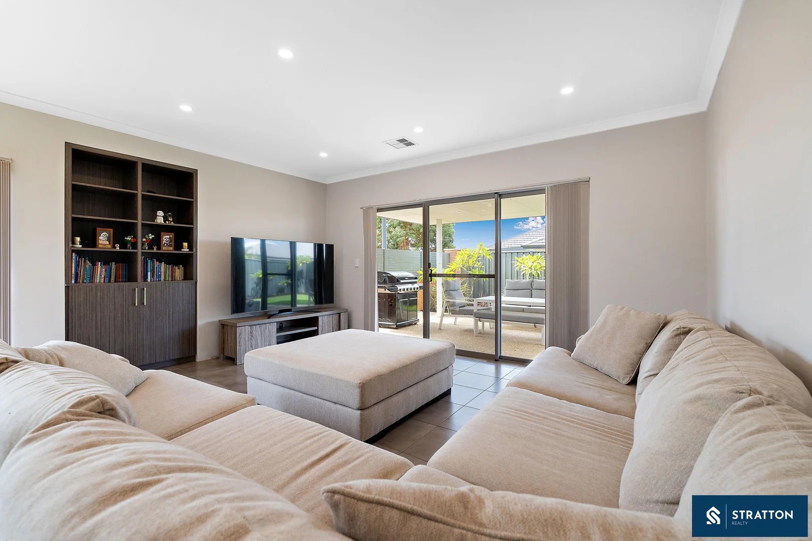 Additional image 11 of 2 Plavin Street, Piara Waters WA 6112