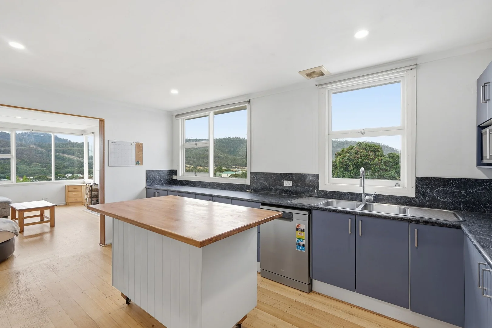Additional image 7 of 1 Derinya Street, Mornington TAS 7018