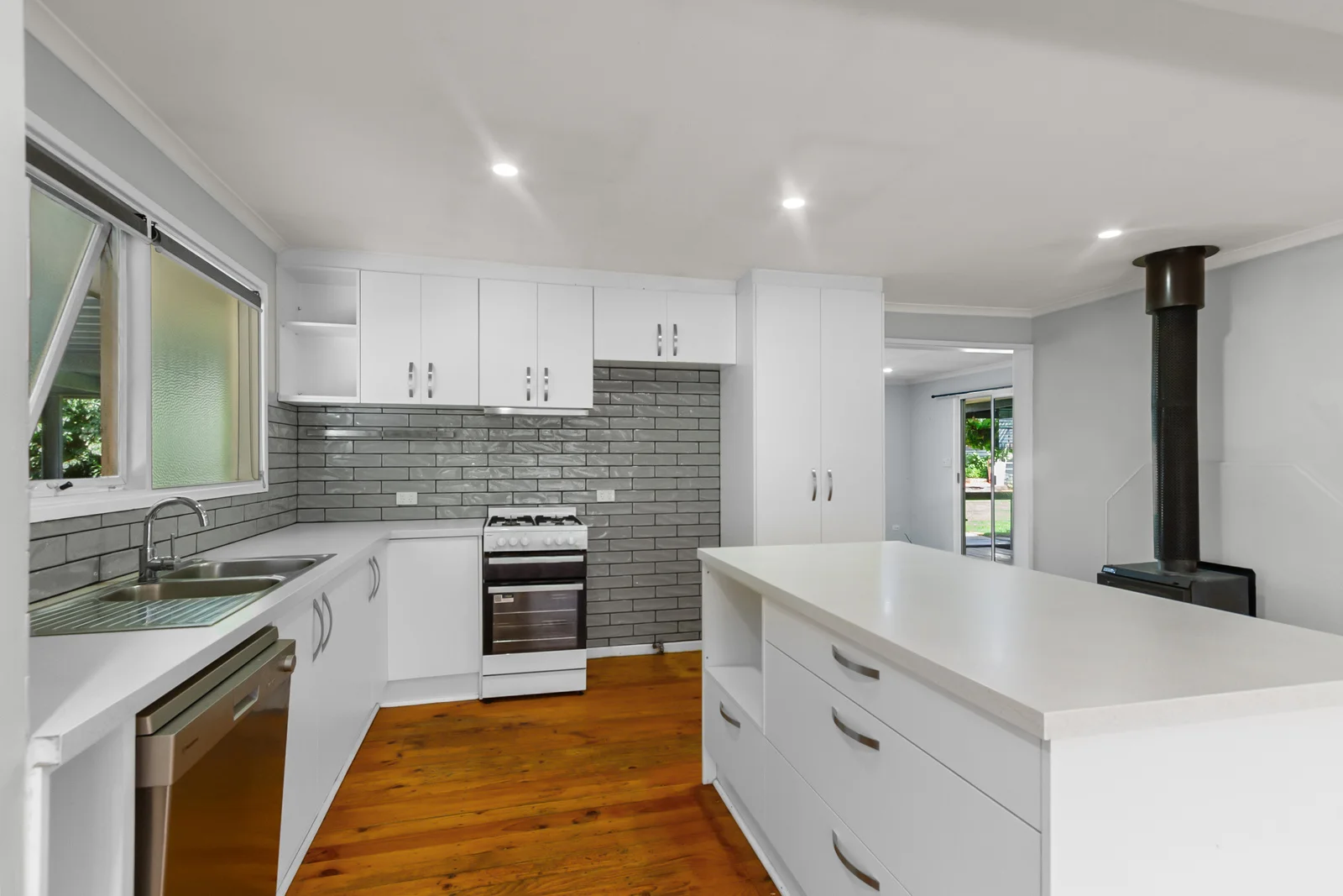 Additional image 4 of 26 Phoenix Avenue, Clare SA 5453